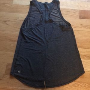 Lululemon tank